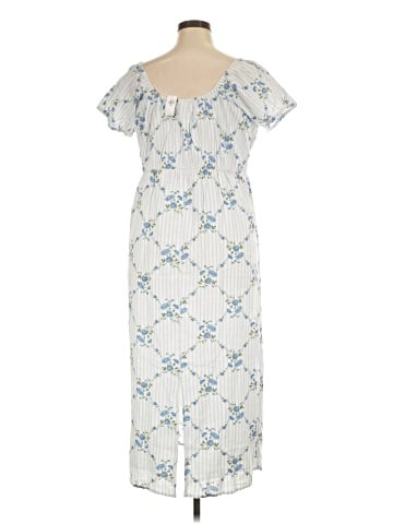 Old Navy Casual Dress (view 2)
