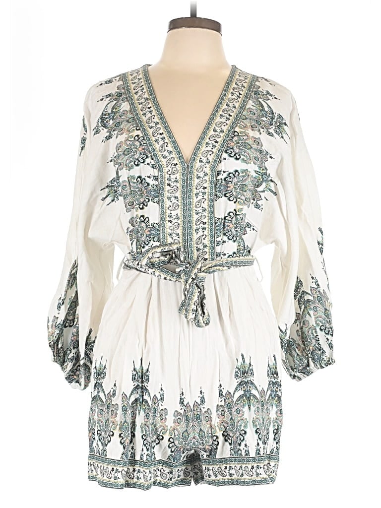 Pre-owned Venus Casual Dress In Ivory