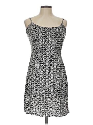 Old Navy Casual Dress (view 1)