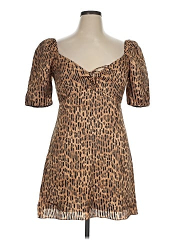 Alice + Olivia Casual Dress (view 1)