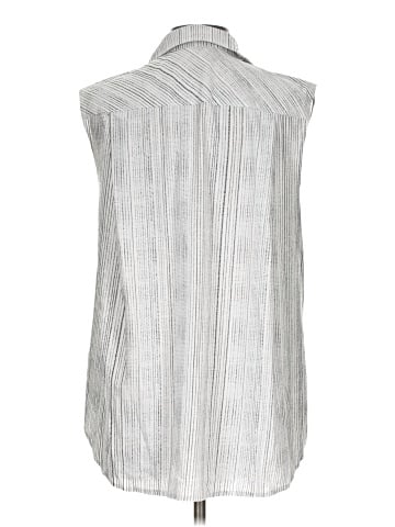 Athleta Sleeveless Button-Down Shirt (view 2)