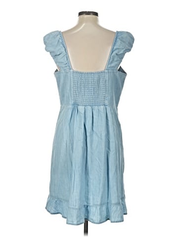Old Navy Casual Dress (view 2)