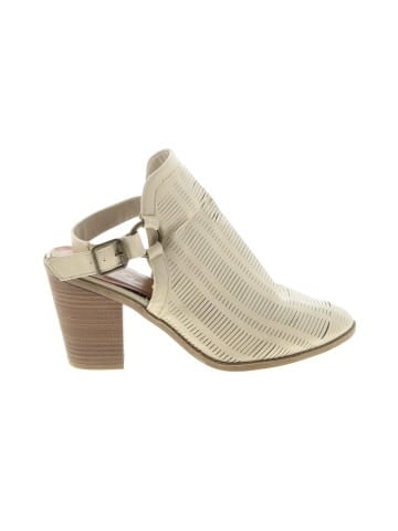 Sugar Heels (view 1)