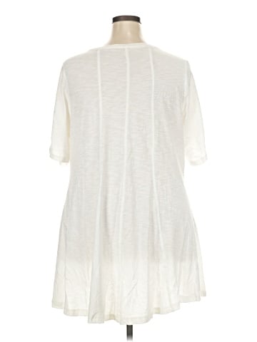 Catherines Short Sleeve Top (view 2)