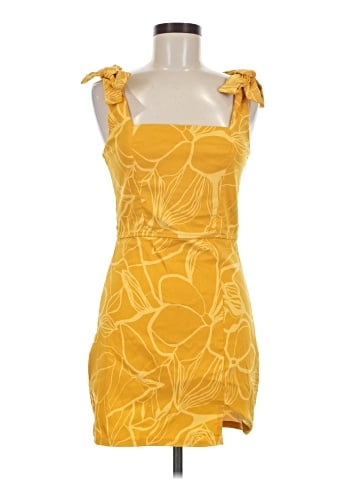 Trixxi Sleeveless Top (view 1)