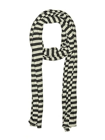 Chalet Scarf (view 1)