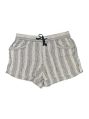 Gap Shorts (view 1)