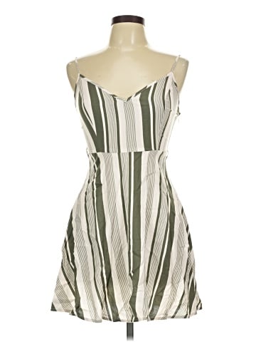 Forever 21 Casual Dress (view 1)