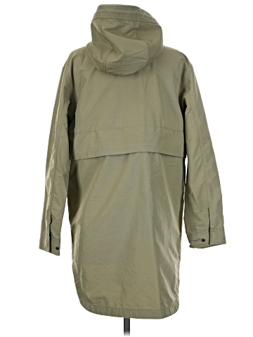 Everlane Raincoat (view 2)