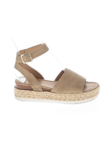 Dream Pairs Sandals (view 1)