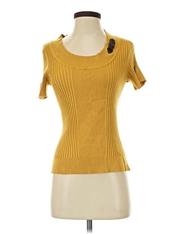 United States Sweaters Short Sleeve Top (view 1)