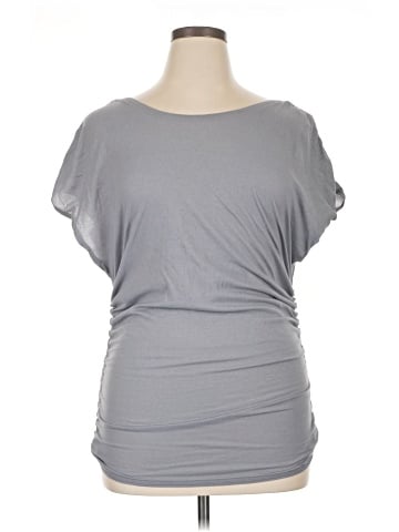 Athleta Short Sleeve T-Shirt (view 1)