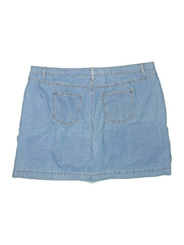 Woman Within Skort (view 2)