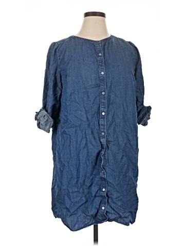 Ann Taylor LOFT Casual Dress (view 1)