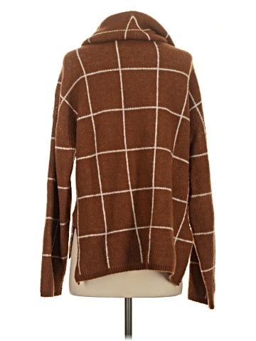 Lumiere Pullover Sweater (view 2)