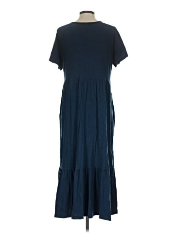Old Navy Casual Dress (view 2)
