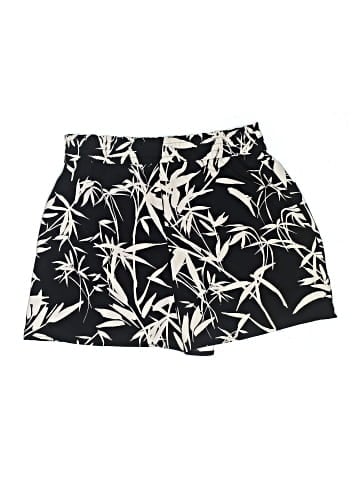 Express Shorts (view 2)