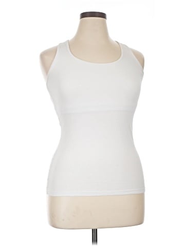 Unbranded Sleeveless Top (view 1)