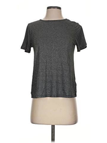 Old Navy Short Sleeve T-Shirt (view 1)