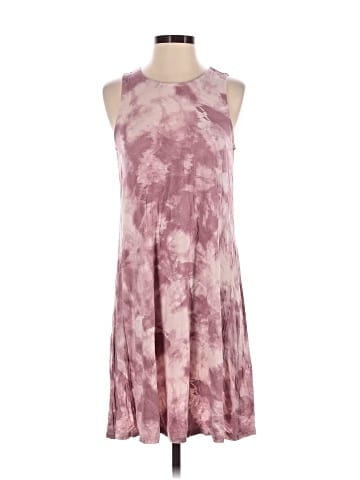 Old Navy Casual Dress (view 1)