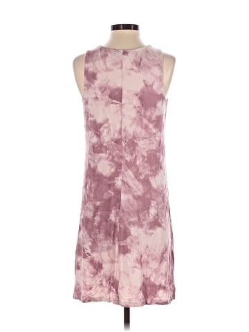 Old Navy Casual Dress (view 2)