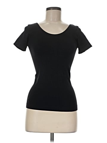 Yelete Short Sleeve T-Shirt (view 1)
