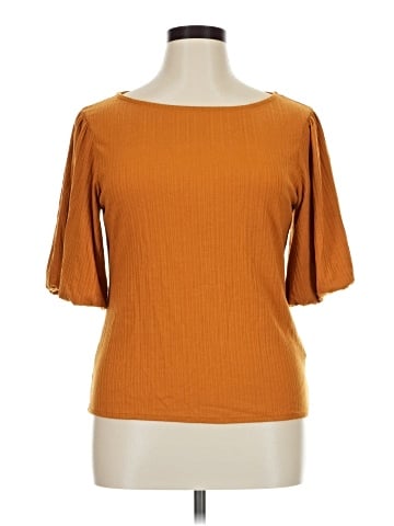 W5 Short Sleeve Top (view 1)