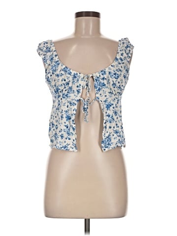 No Boundaries Sleeveless Blouse (view 1)