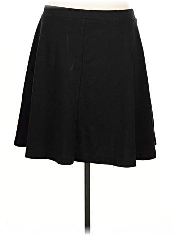 Old Navy Casual Skirt (view 2)