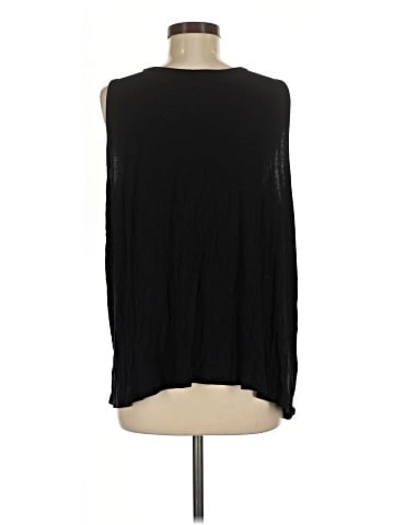 Old Navy Sleeveless T-Shirt (view 2)
