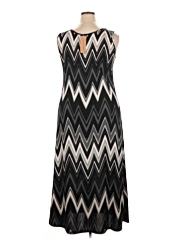 Jon & Anna Casual Dress (view 2)