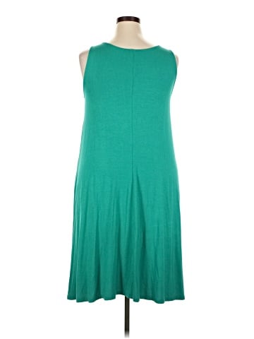 Old Navy Casual Dress (view 2)