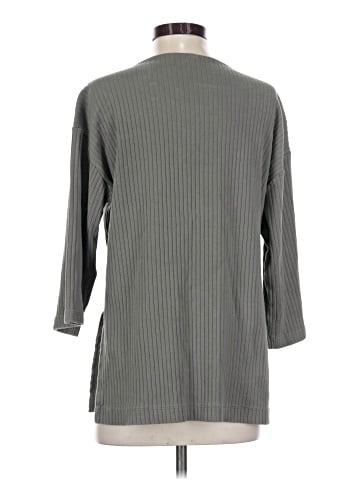 Uniqlo Pullover Sweater (view 2)