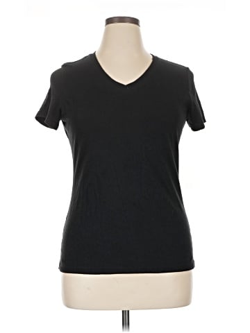 District. Short Sleeve Top (view 1)