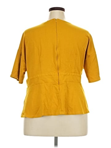 ELOQUII Short Sleeve Blouse (view 2)