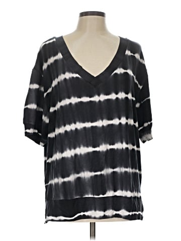 Yelete 3/4 Sleeve T-Shirt (view 1)