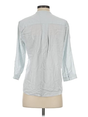 Uniqlo 3/4 Sleeve Button-Down Shirt (view 2)