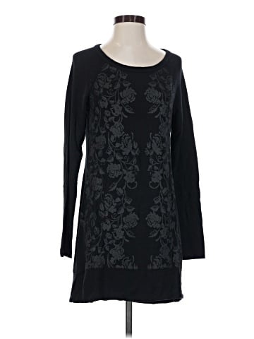 Soma Long Sleeve T-Shirt (view 1)