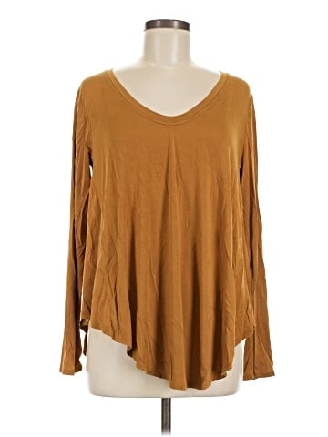 Lululemon Athletica Long Sleeve T-Shirt (view 1)