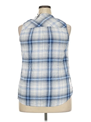 Maurices Sleeveless Button-Down Shirt (view 2)