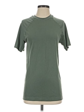 Fabletics Short Sleeve T-Shirt (view 1)