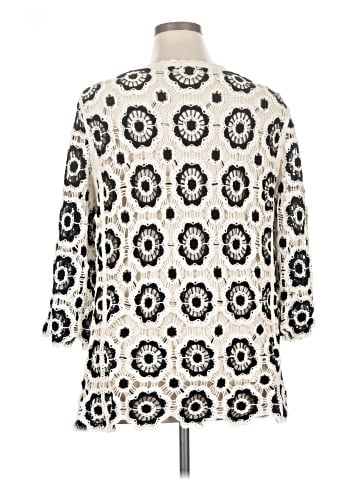 Adiva 3/4 Sleeve Blouse (view 2)
