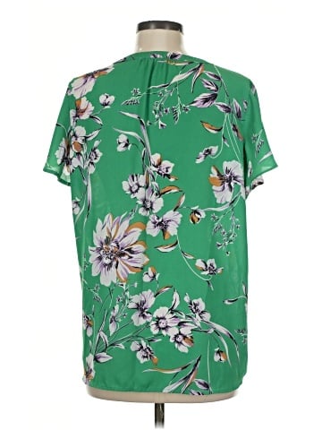 Maurices Short Sleeve T-Shirt (view 2)