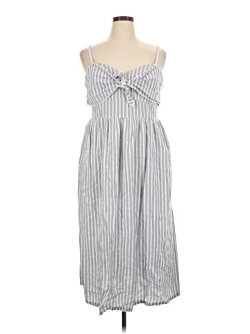 Old Navy Casual Dress (view 1)