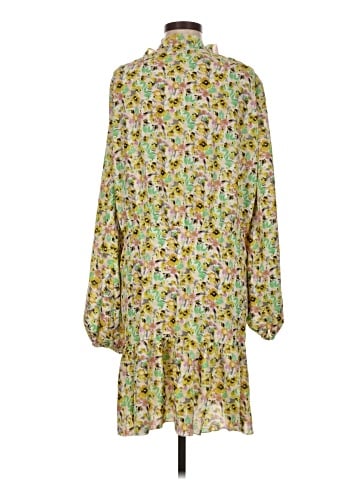 Missguided Casual Dress (view 2)