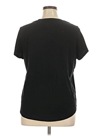 Old Navy Short Sleeve T-Shirt (view 2)