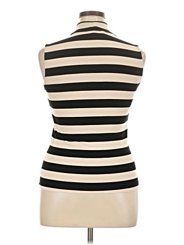 Sanctuary Sleeveless T-Shirt (view 2)