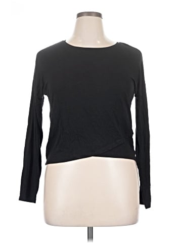 Old Navy 3/4 Sleeve T-Shirt (view 1)