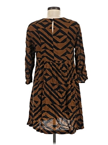 H&M Casual Dress (view 2)
