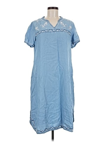 National Casual Dress (view 1)